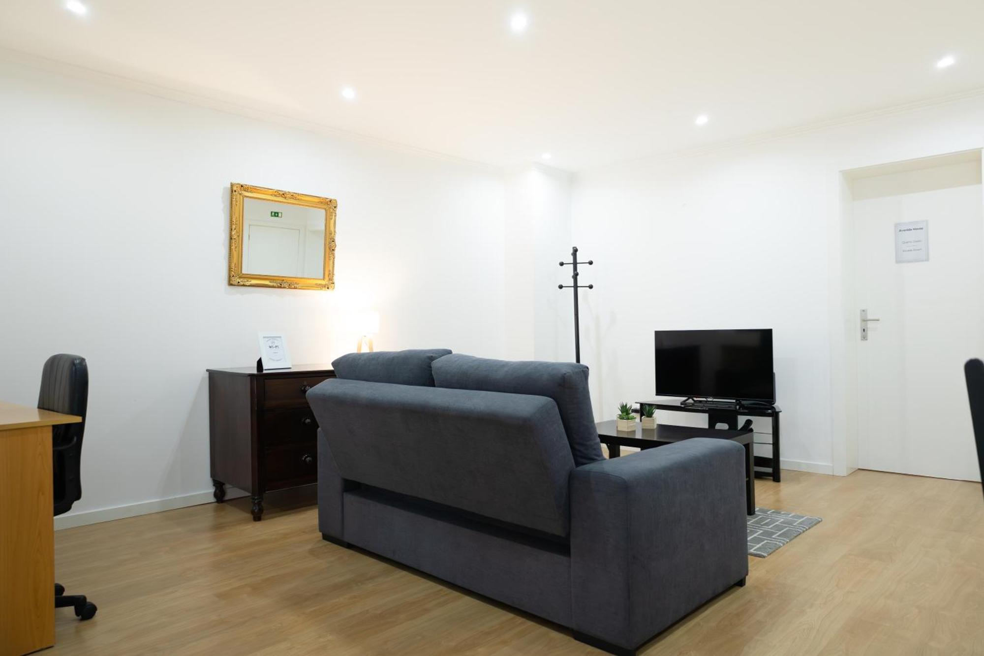 Avenida House 1 Hotel Понта Делгада Екстериор снимка