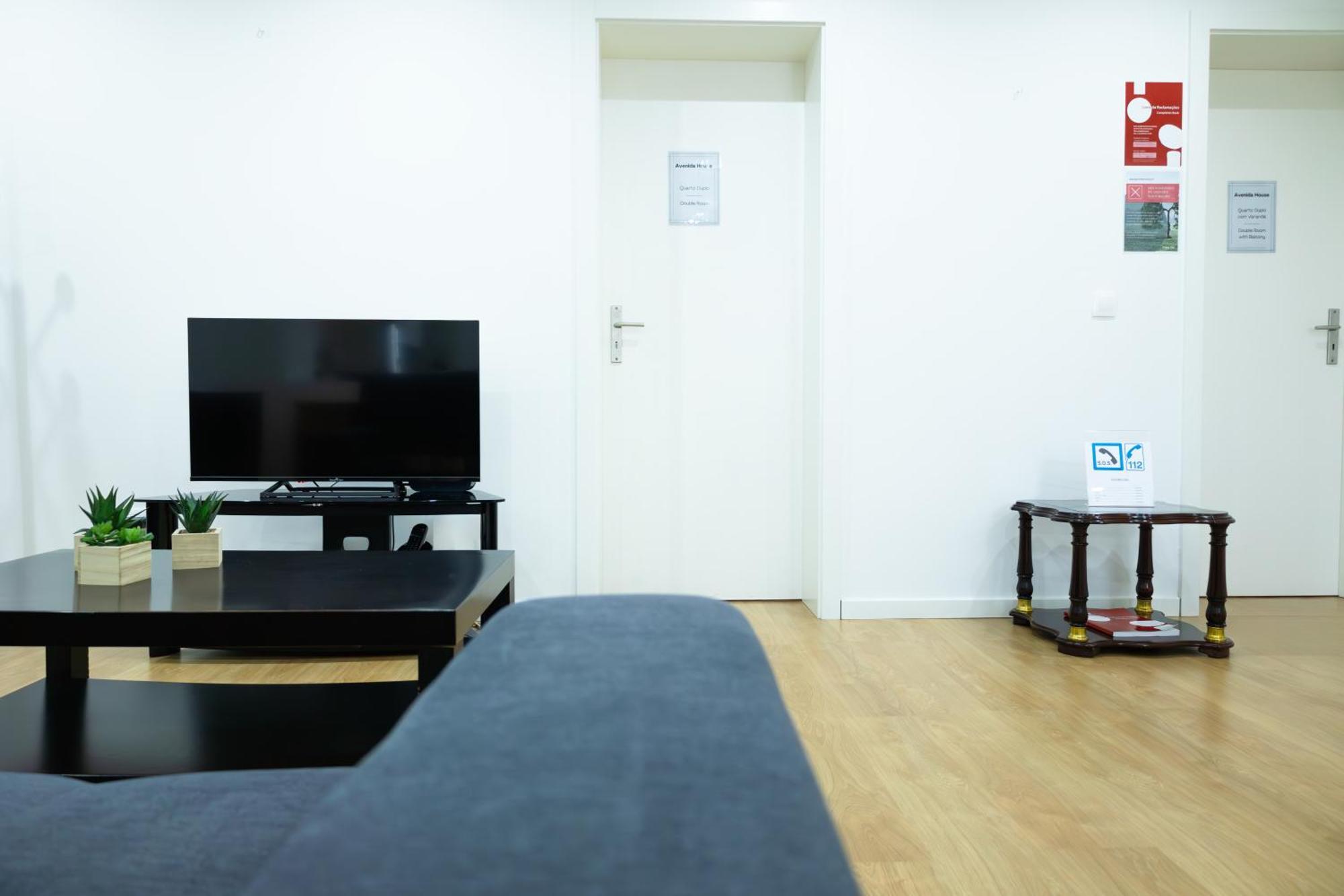 Avenida House 1 Hotel Понта Делгада Екстериор снимка